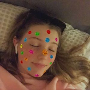 Meet your Posher, Mia